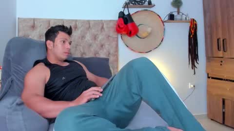 alejostrong online show from January 2026 08:58:01 PM