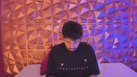 aleking13 online show from October 2025 12:27:02 PM