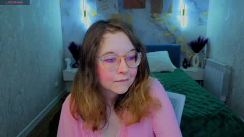 Snapshot of aleks_caste chatting on May 2026 01:10:02 AM Aleks online show from May 2026 01:10:02 AM