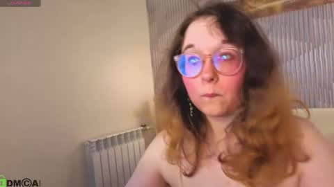 Snapshot of aleks_caste chatting on May 2026 05:09:01 PM Aleks online show from May 2026 05:09:01 PM