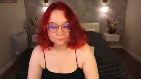 Snapshot of aleks_caste chatting on June 2026 05:29:01 PM Aleks online show from June 2026 05:29:01 PM