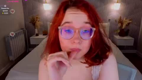 Snapshot of aleks_caste chatting on August 2026 05:15:01 PM Aleks online show from August 2026 05:15:01 PM