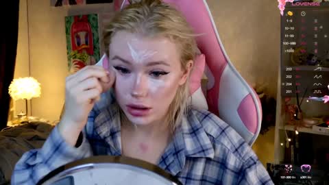 Lexi online show from December 2024 04:45:02 AM