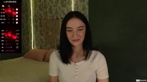 Snapshot of alena_navi chatting on February 2025 03:54:02 PM Alena online show from February 2025 03:54:02 PM