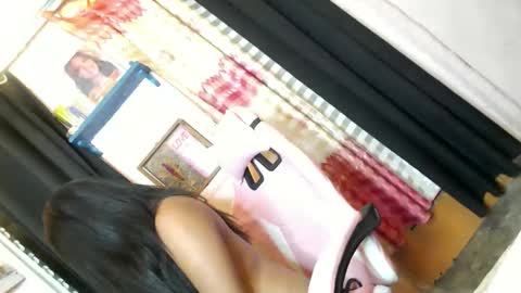 Kimmygirl online show from May 2026 12:00:01 PM