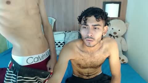 ALENDERS online show from September 2025 12:43:01 AM