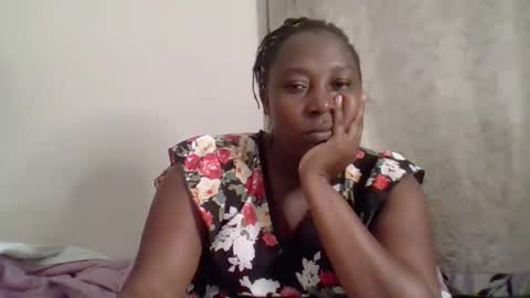 Noreen Kennth and Emilly online show from February 2026 07:15:01 PM