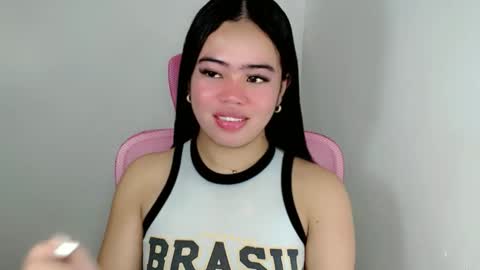Snapshot of alesha_vibe_me chatting on May 2026 02:23:02 PM alesha_vibe_me online show from May 2026 02:23:02 PM