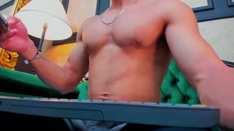 Snapshot of aless_king chatting on February 2025 12:12:01 PM Alessandro King online show from February 2025 12:12:01 PM