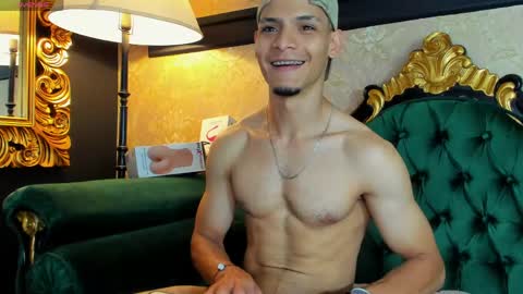 Snapshot of aless_king chatting on May 2026 12:40:02 AM Alessandro King online show from May 2026 12:40:02 AM