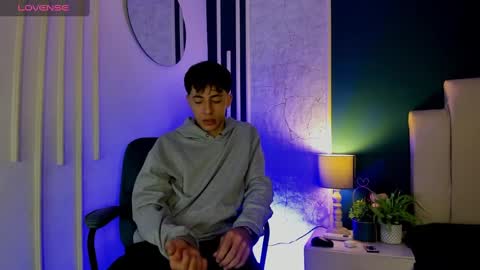 Alessandro Dybala online show from March 2025 11:50:01 AM