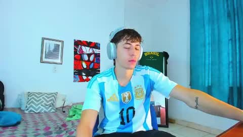 Snapshot of alessandro_dybala chatting on April 2026 11:53:01 AM Alessandro Dybala online show from April 2026 11:53:01 AM