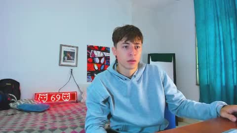 Snapshot of alessandro_dybala chatting on April 2026 12:14:01 PM Alessandro Dybala online show from April 2026 12:14:01 PM