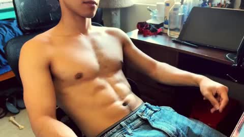 Alessandro online show from March 2026 10:32:01 PM