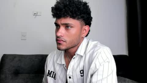 Alessandro Vanni online show from March 2025 01:58:02 AM