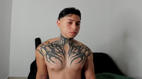 Alessandro online show from April 2026 12:24:01 AM