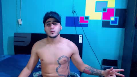 alessandro online show from December 2025 05:45:02 AM