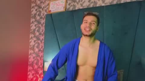 Alessandro online show from July 2026 10:09:01 PM