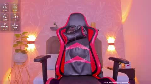 A L E S S I A online show from November 2025 07:23:01 PM