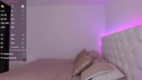 Snapshot of alessiabaum18 chatting on January 2025 08:18:02 AM CATA online show from January 2025 08:18:02 AM