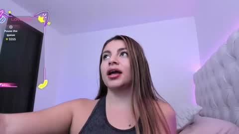 Snapshot of alessiabaum18 chatting on October 2025 04:51:01 PM CATA online show from October 2025 04:51:01 PM