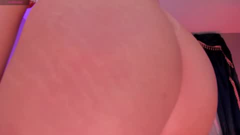 Alessia  online show from October 2025 08:32:01 PM