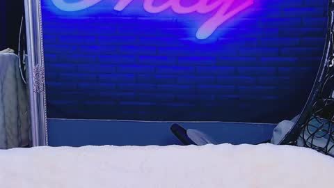 alessiacroft online show from May 2026 04:09:02 AM