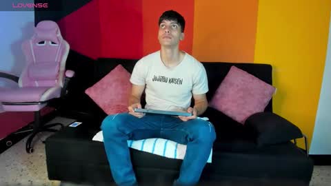 Alessio online show from December 2025 11:59:01 AM