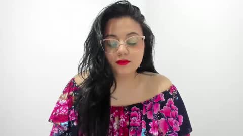 Snapshot of aleteacher chatting on January 2025 04:52:01 AM Alejandra online show from January 2025 04:52:01 AM