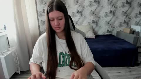 Snapshot of aletta_oushen chatting on July 2026 08:19:02 AM Aletta Oushen online show from July 2026 08:19:02 AM