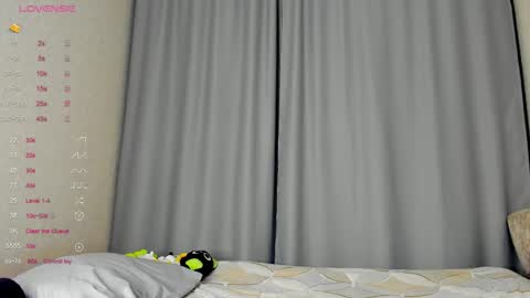 alettaevee online show from February 2026 12:25:02 AM