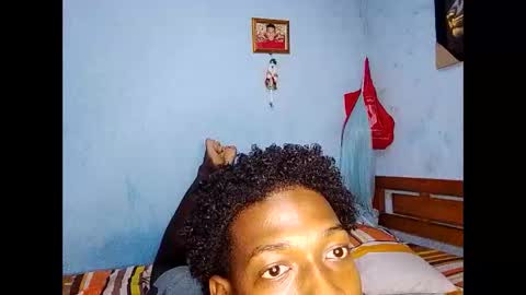 Snapshot of alex18651688 chatting on November 2025 10:23:01 PM Alex online show from November 2025 10:23:01 PM