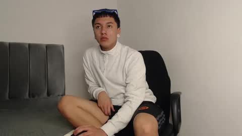 Owen online show from December 2024 01:53:01 AM