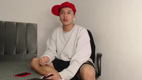 Owen online show from December 2024 05:40:02 AM