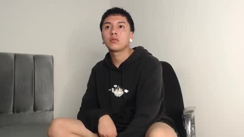 Owen online show from November 2025 02:12:02 AM