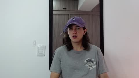 alex_connorr online show from February 2025 04:58:02 PM