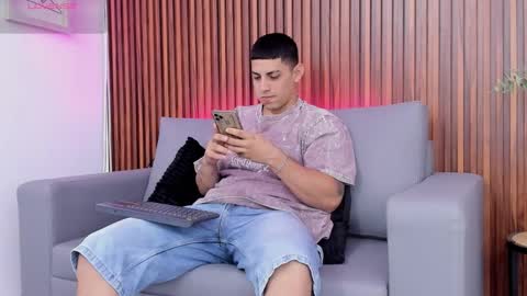 alex online show from March 2026 12:09:01 PM