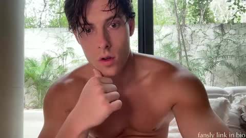 Alex Stone online show from May 2026 08:28:01 PM