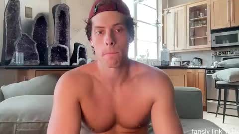 Alex Stone online show from July 2026 07:12:02 PM