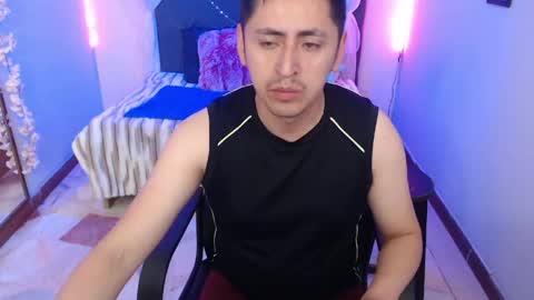Snapshot of alex_levi chatting on May 2026 11:41:02 AM Alex online show from May 2026 11:41:02 AM