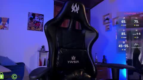 Alex online show from November 2025 09:59:01 PM