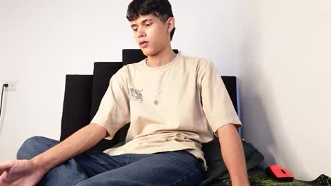 alex_mark_ online show from October 2025 06:17:02 PM