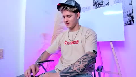Alex  online show from June 2026 07:38:02 PM