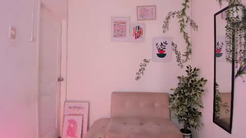 Snapshot of alex_saeli chatting on June 2026 07:02:02 PM alexis online show from June 2026 07:02:02 PM