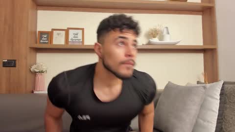 Snapshot of alex_wolf05 chatting on February 2026 05:11:02 PM alex_wolf05 online show from February 2026 05:11:02 PM