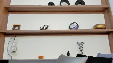 alex_wolf05 online show from April 2026 06:05:02 PM