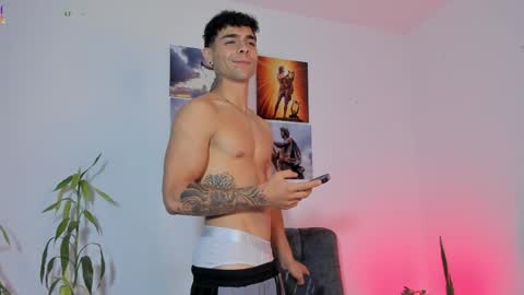 Snapshot of alex_zt7 chatting on April 2026 05:36:01 PM x online show from April 2026 05:36:01 PM
