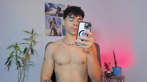 Snapshot of alex_zt7 chatting on April 2026 04:23:02 PM x online show from April 2026 04:23:02 PM