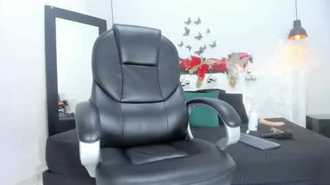 Alexa  online show from December 2024 03:44:01 PM