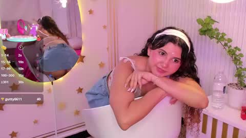 Snapshot of alexa_cutte_ chatting on April 2026 03:49:02 PM A L E X A online show from April 2026 03:49:02 PM